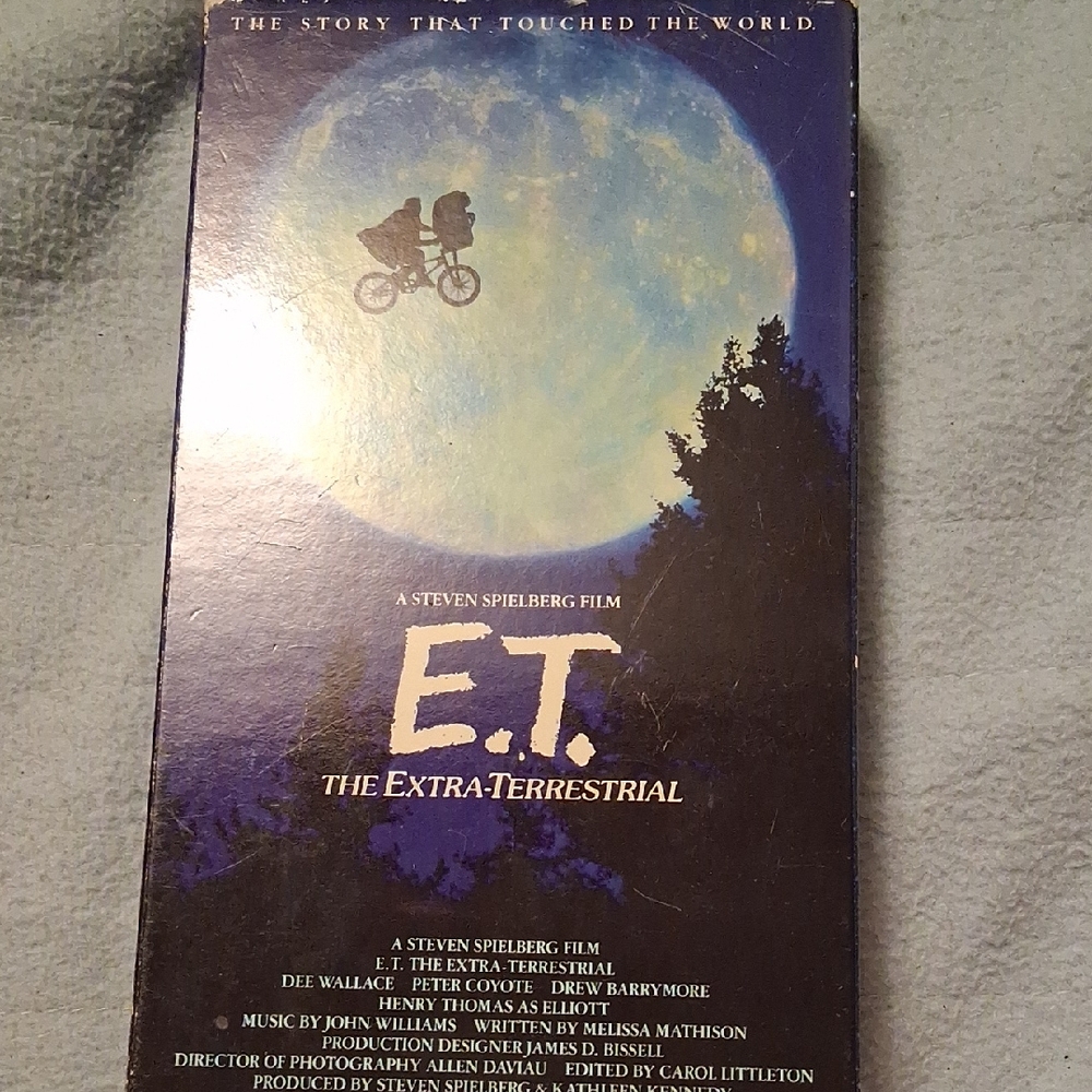 E.T. The Extra-Terrestrial VHS Cover